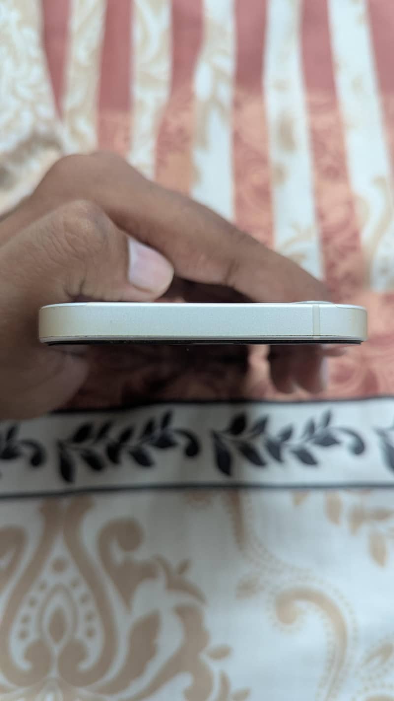 Apple iPhone 12 0