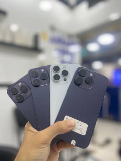 Apple iPhone 14 Pro 256GB & 512GB Water Pack