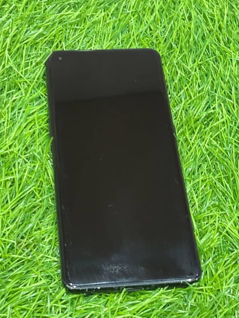 One Plus 10 Pro 1