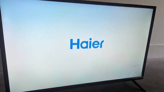 Haier 32" HD LED TV (Model: LE32B9200M) – Like New with Box