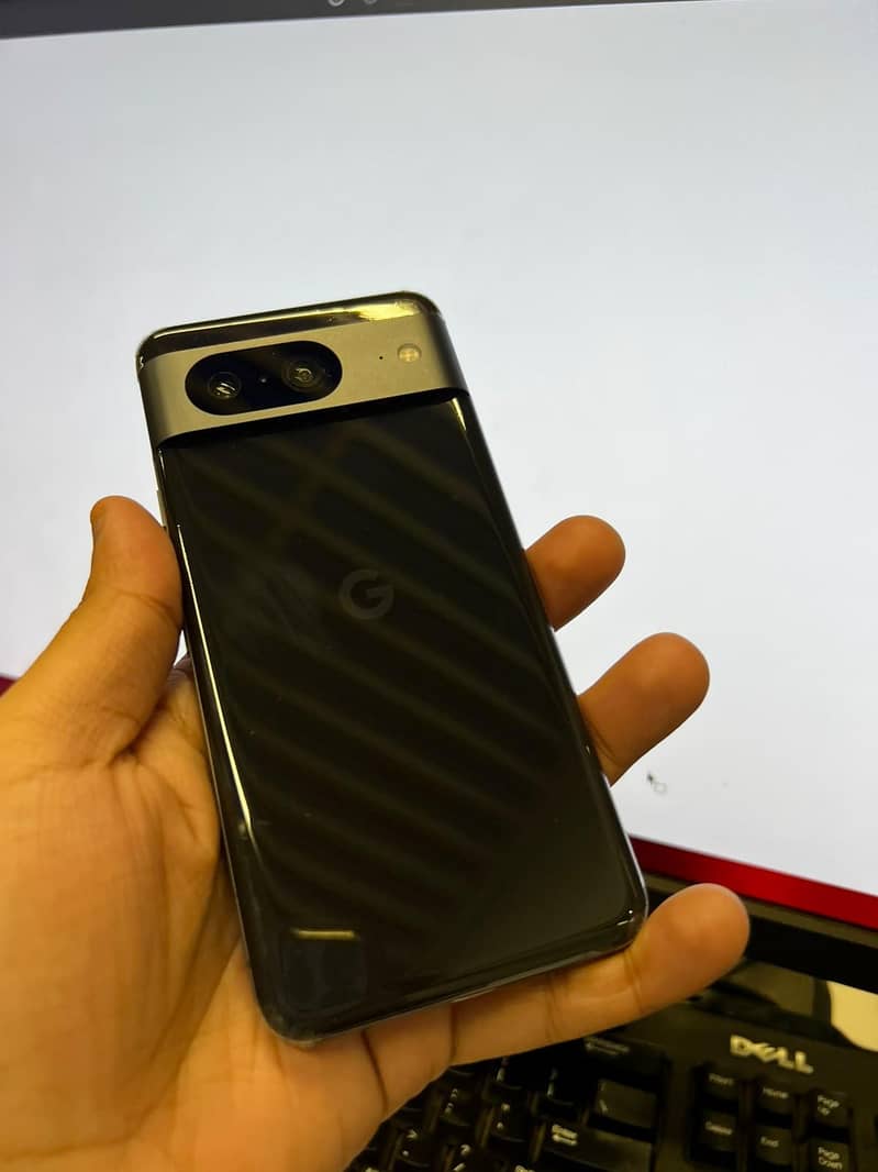 Google Pixel 8 0