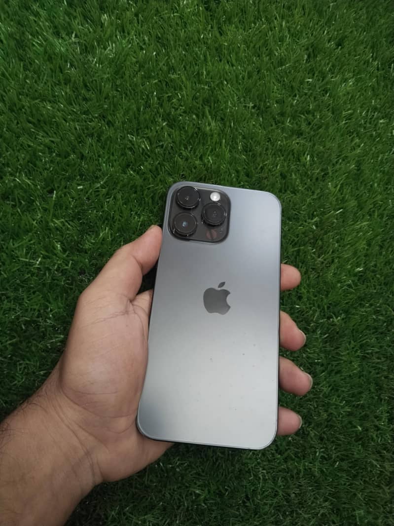Apple iPhone 14 Pro Max 0