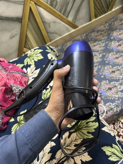 Hair dryer for selling 10 by 10