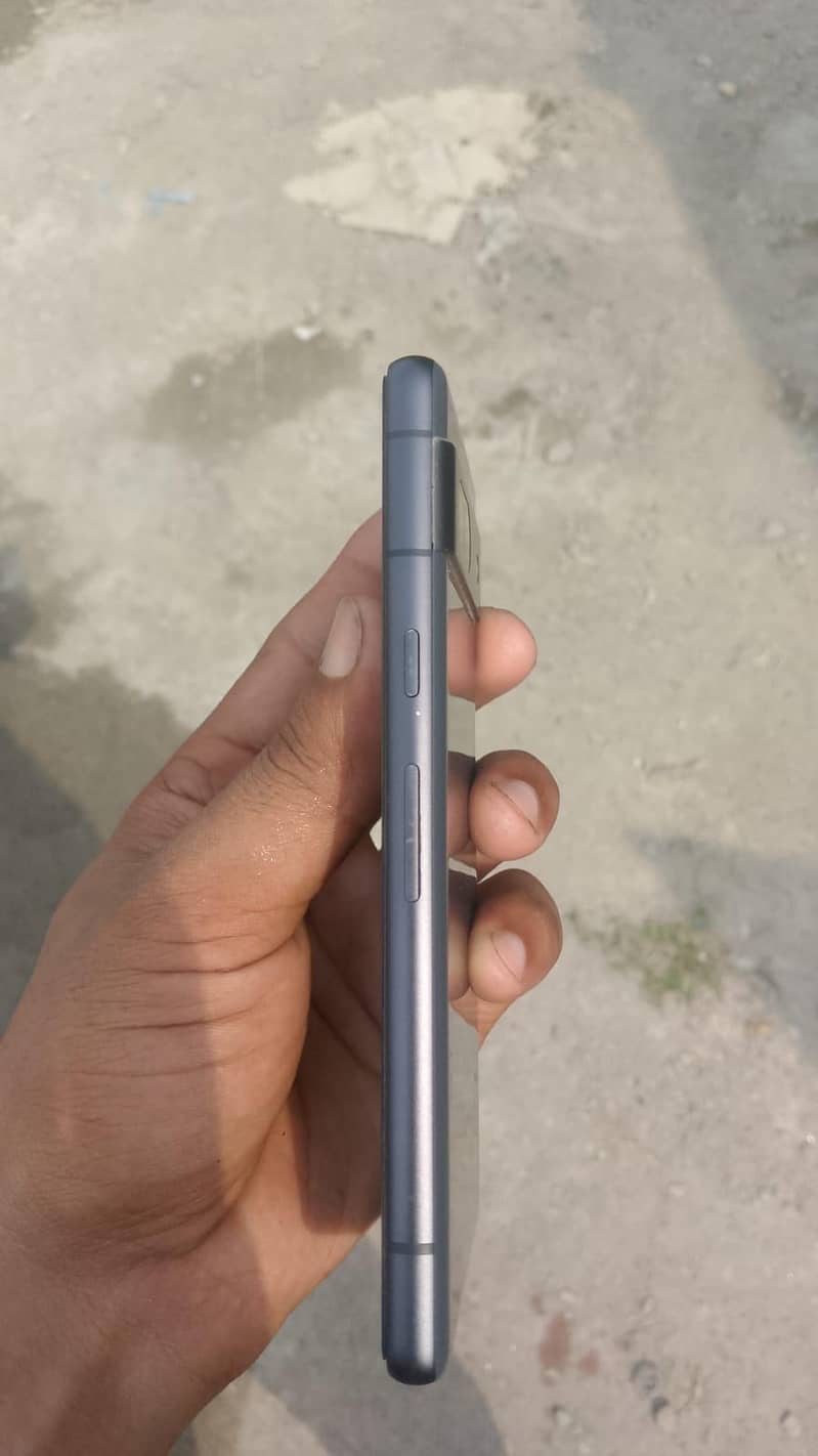 Google Pixel 7a 4