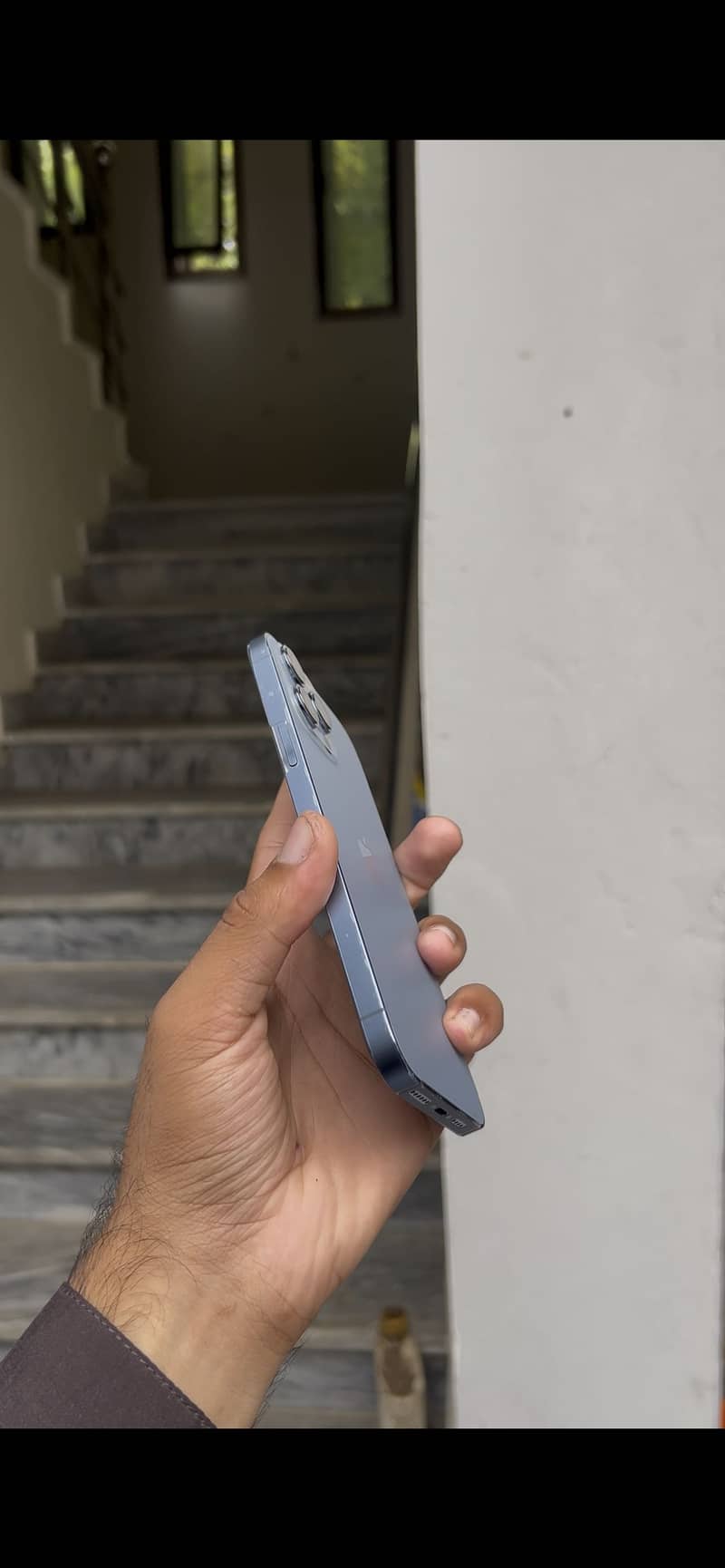 Apple iPhone 13 Pro Max 1