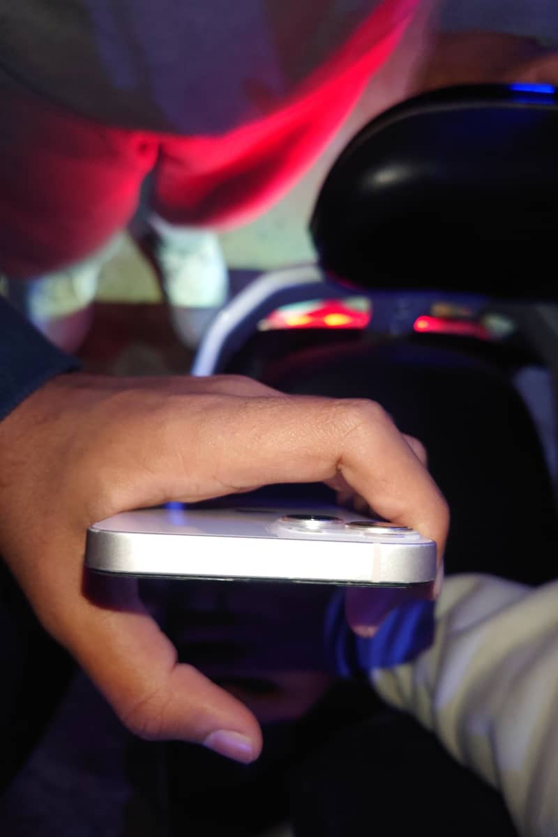 Apple iPhone 13 6