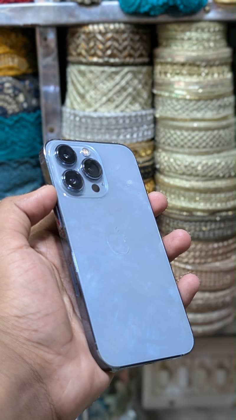Apple iPhone 13 Pro 03184616798 1