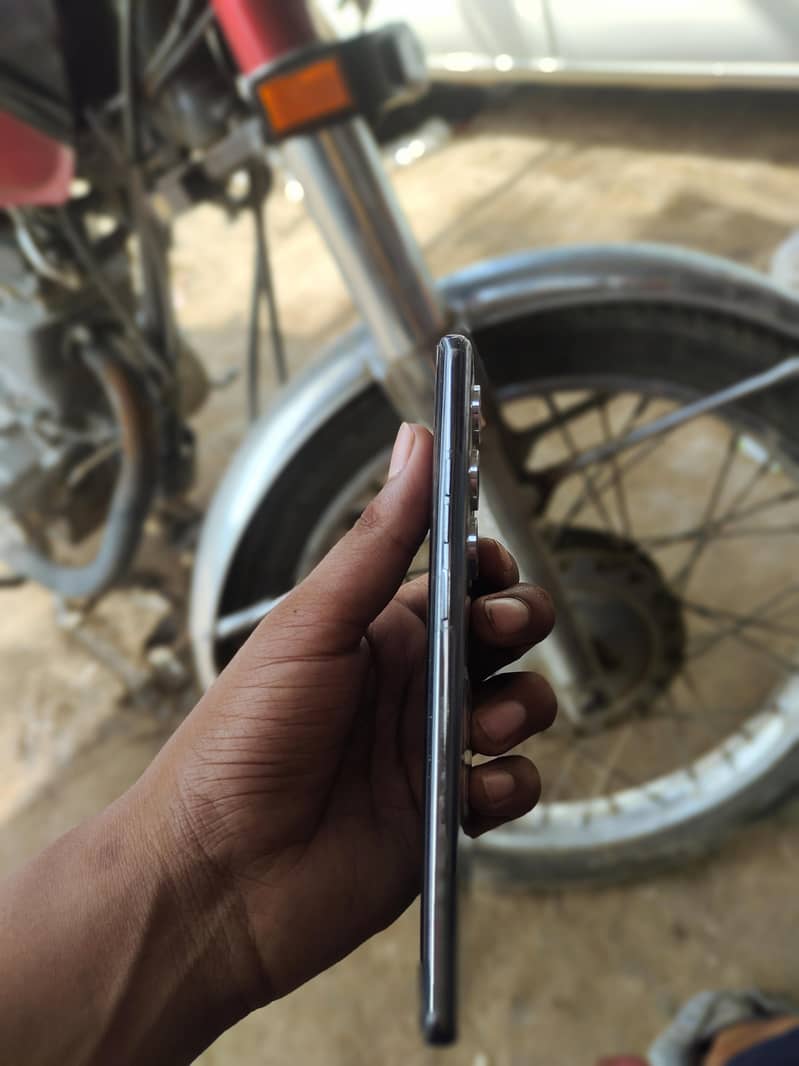 tecno camon 40 pro 5