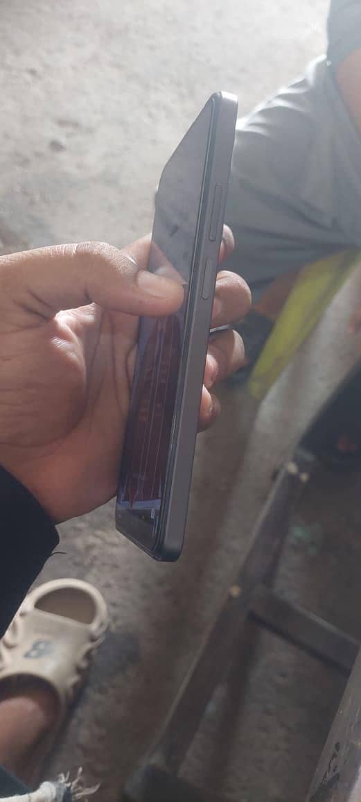 Realme C75 1