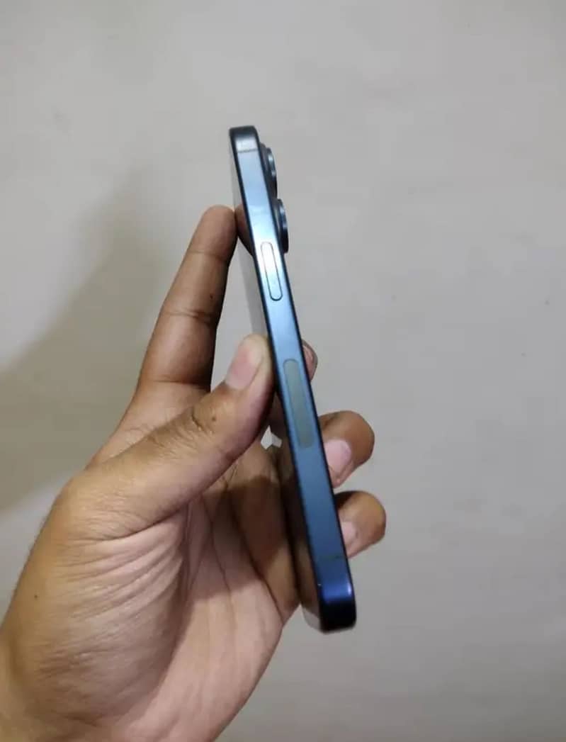 Apple iPhone 15 Pro 5