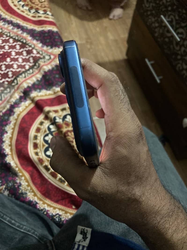 Apple iPhone 17 Pro Max 1