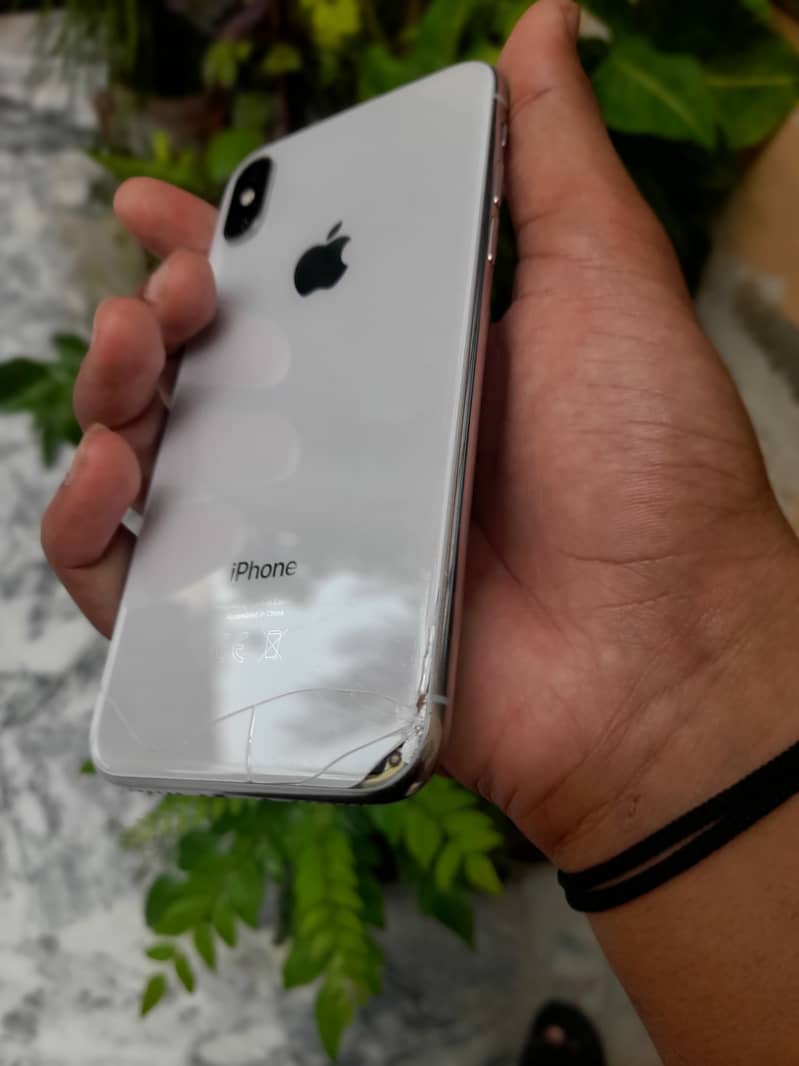 Apple iPhone X 1