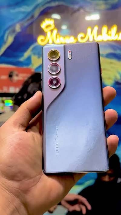 Tecno CAMON 40 Pro