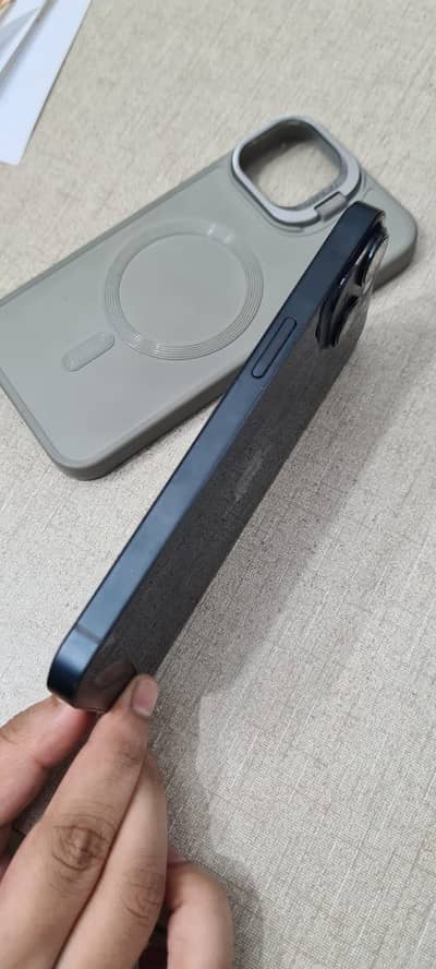 Apple iPhone 14
