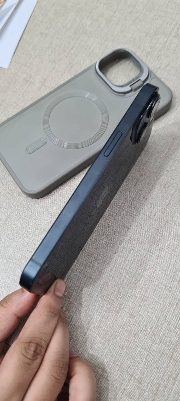 Apple iPhone 14 0