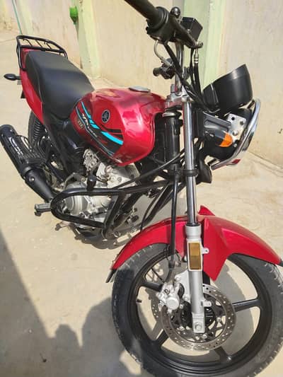 Yamaha YBZ- DX, v nice bike, new battery, half self start, like new