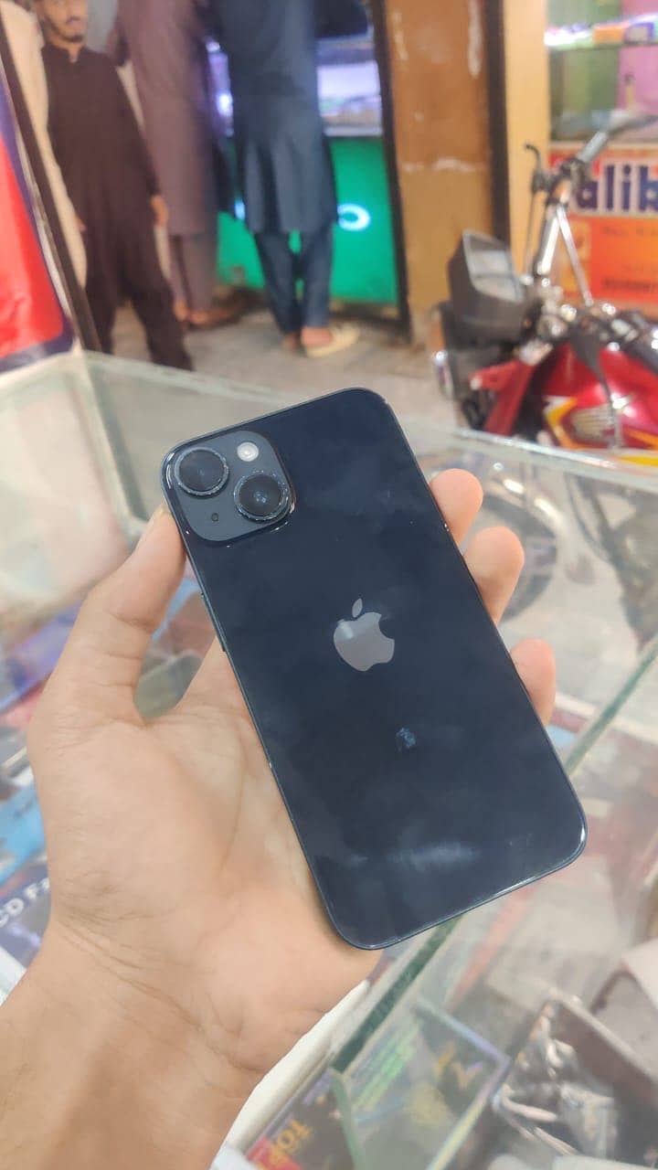 Apple iPhone 14 2