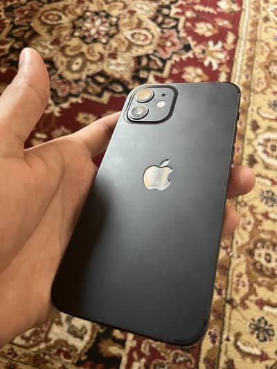 Apple iPhone 12