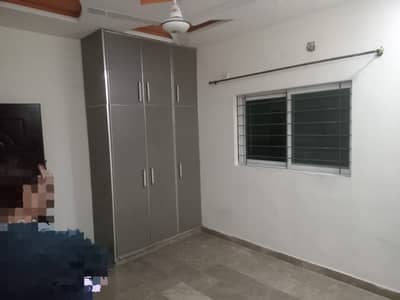 3 Marla Ground Portion For Rent (Near Decent school)