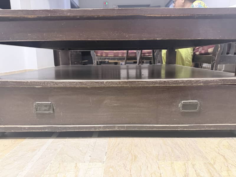 Centre table for sell 6
