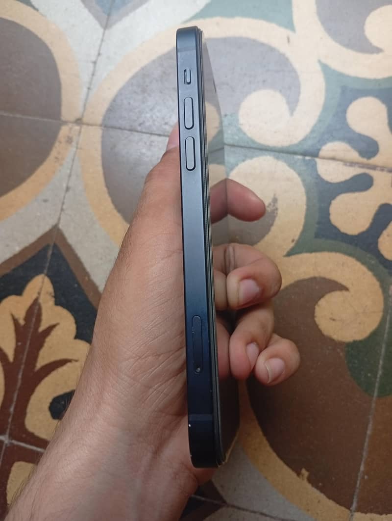 iPhone 12 PTA 2