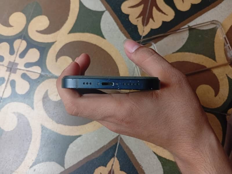 iPhone 12 PTA 4
