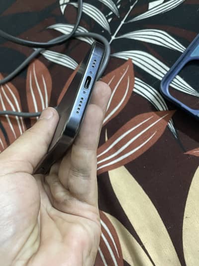 iPhone 15 Pro  blue titanium airitght no open repair 4 mnth sim time