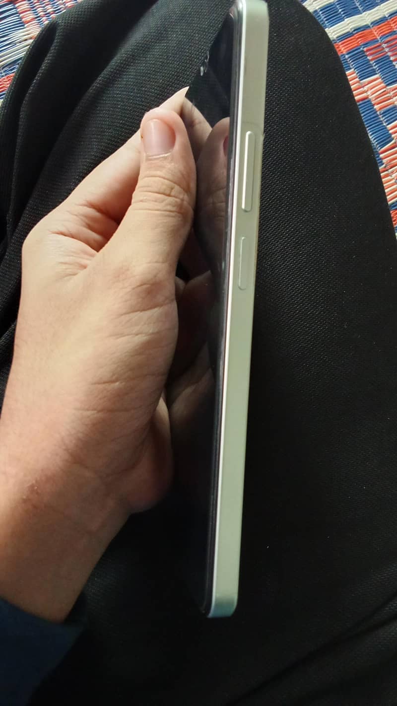 Realme Note 60 1