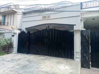 12 marla double storey house for rent in johar town 1 F2 block Near Lacas School Near G1 Market 80 feet road