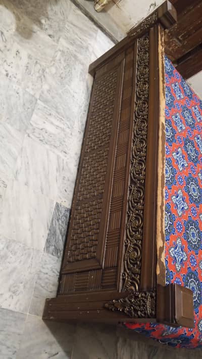 bed without metrss fine condition without any damage