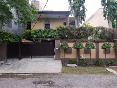 16 Marla 1.5 Story Building for Sale Next to main Boulevard in PIA Main Boulevard Hot Location