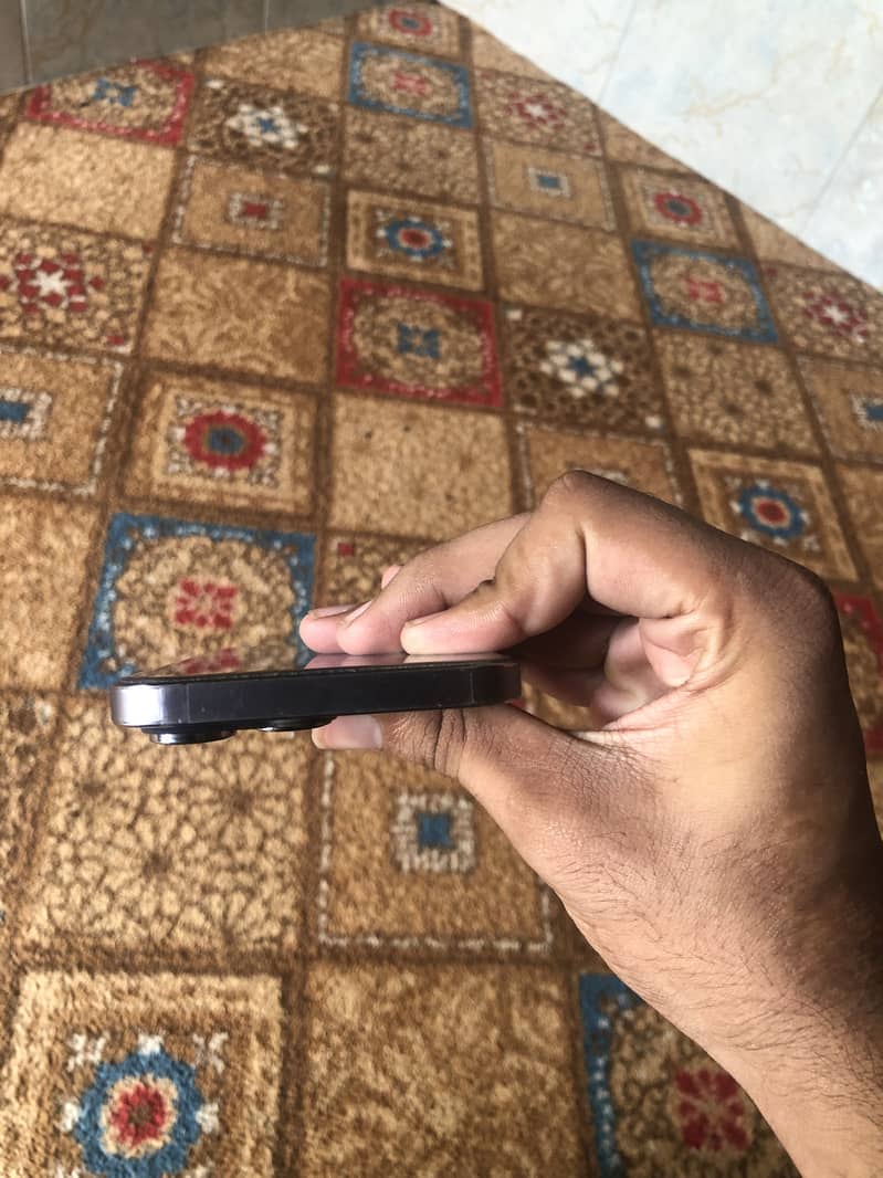 Apple iPhone 14 Pro Max 8