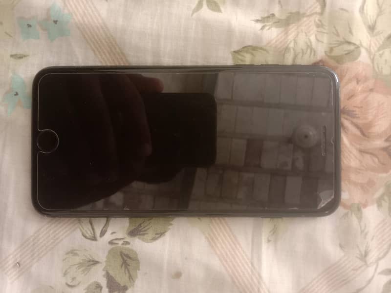 Apple iPhone 7 Plus 3
