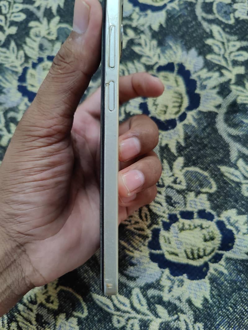 Realme C53 1