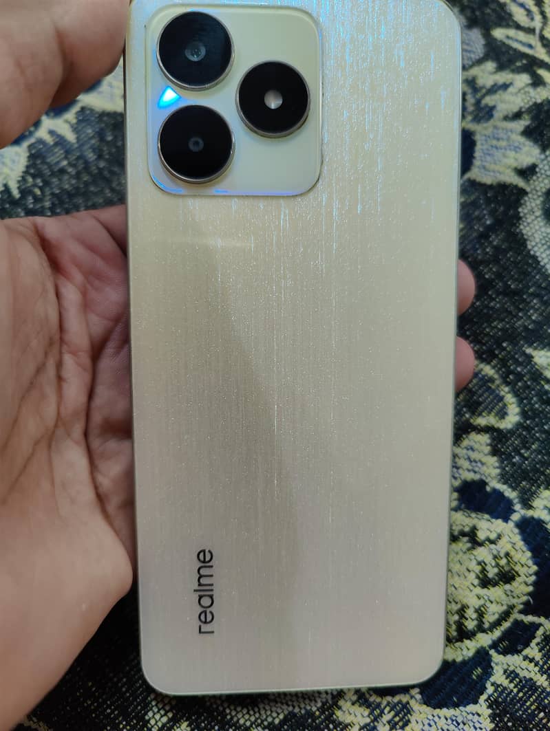 Realme C53 2