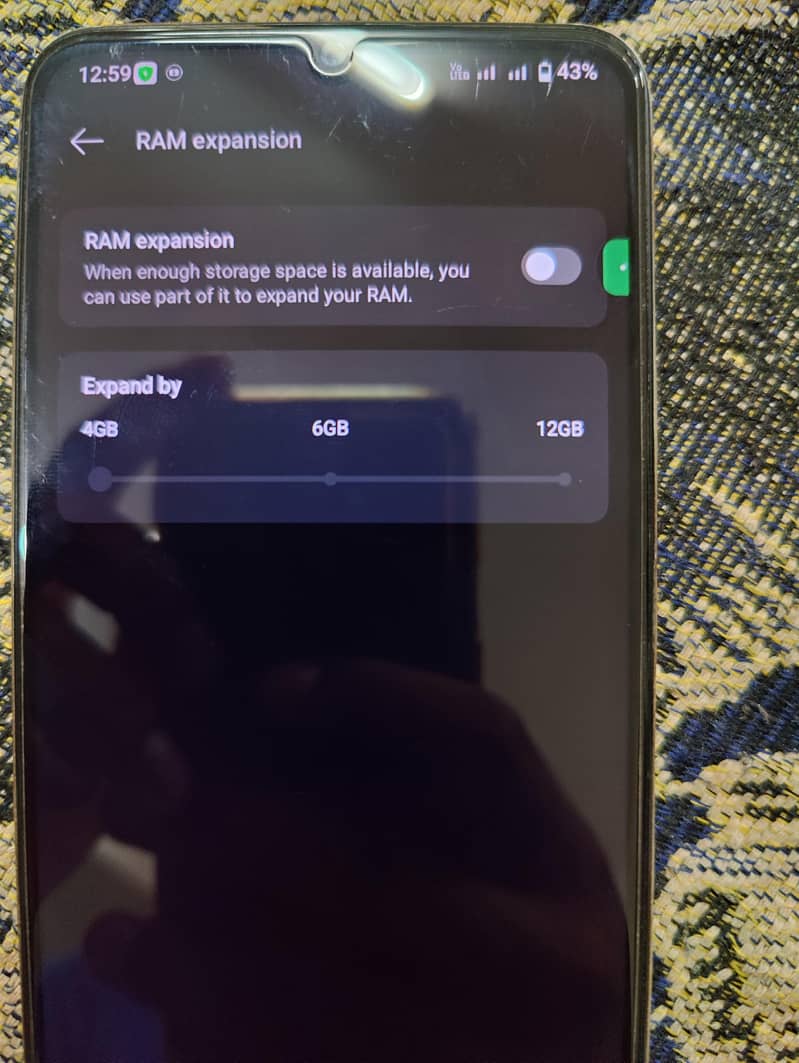 Realme C53 4