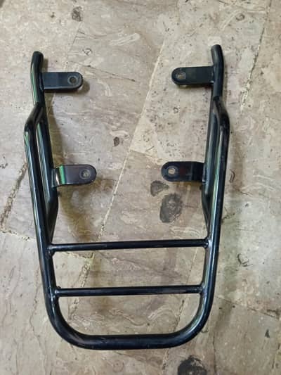 SUZUKI GD 110 REAR CARRIER ( ORIGINAL )