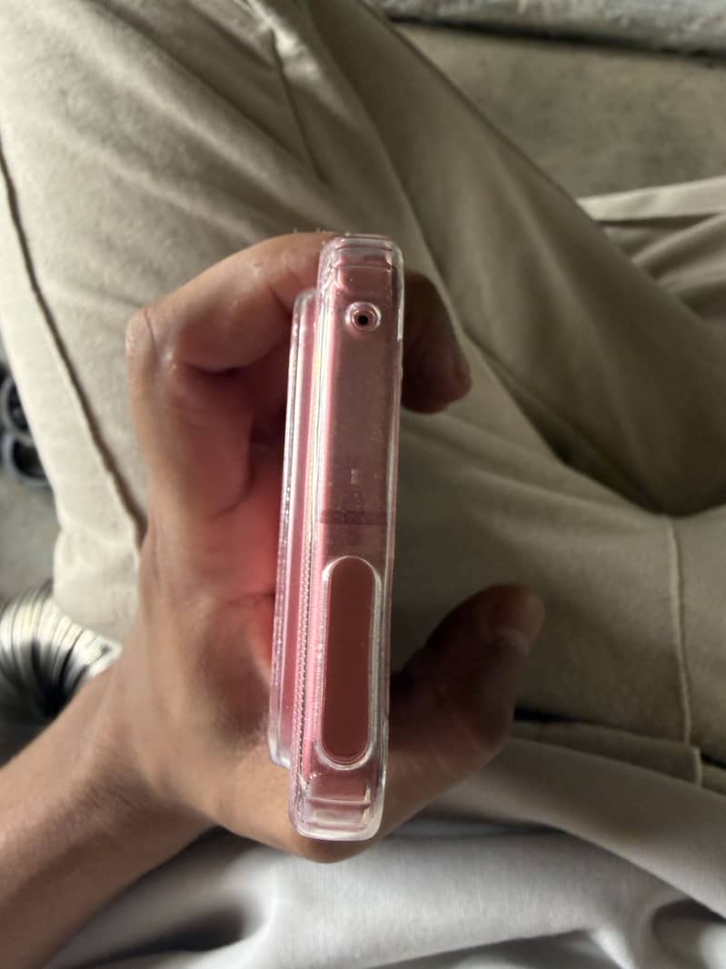 Google pixel 9 4