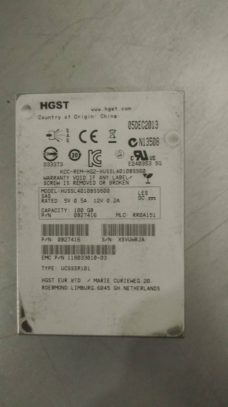 SAS Hard Drives & Solid State Drives 4