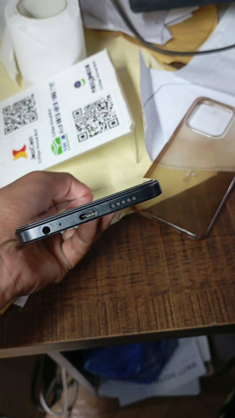 Realme C15 0