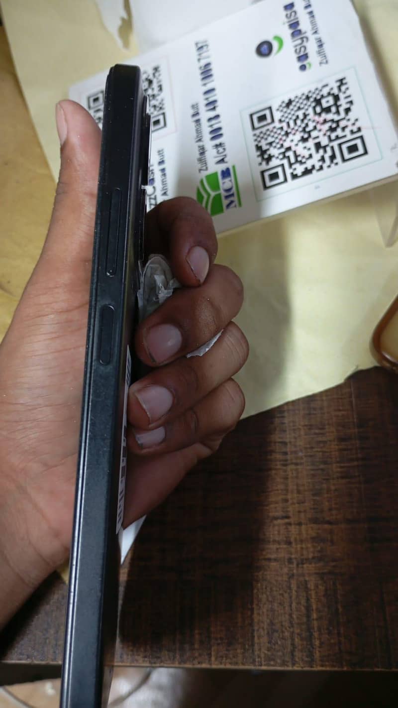 Realme C15 1