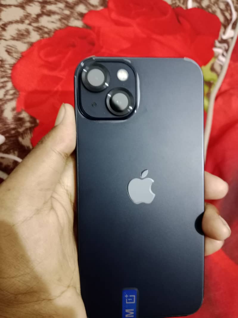 Apple iPhone 13 0