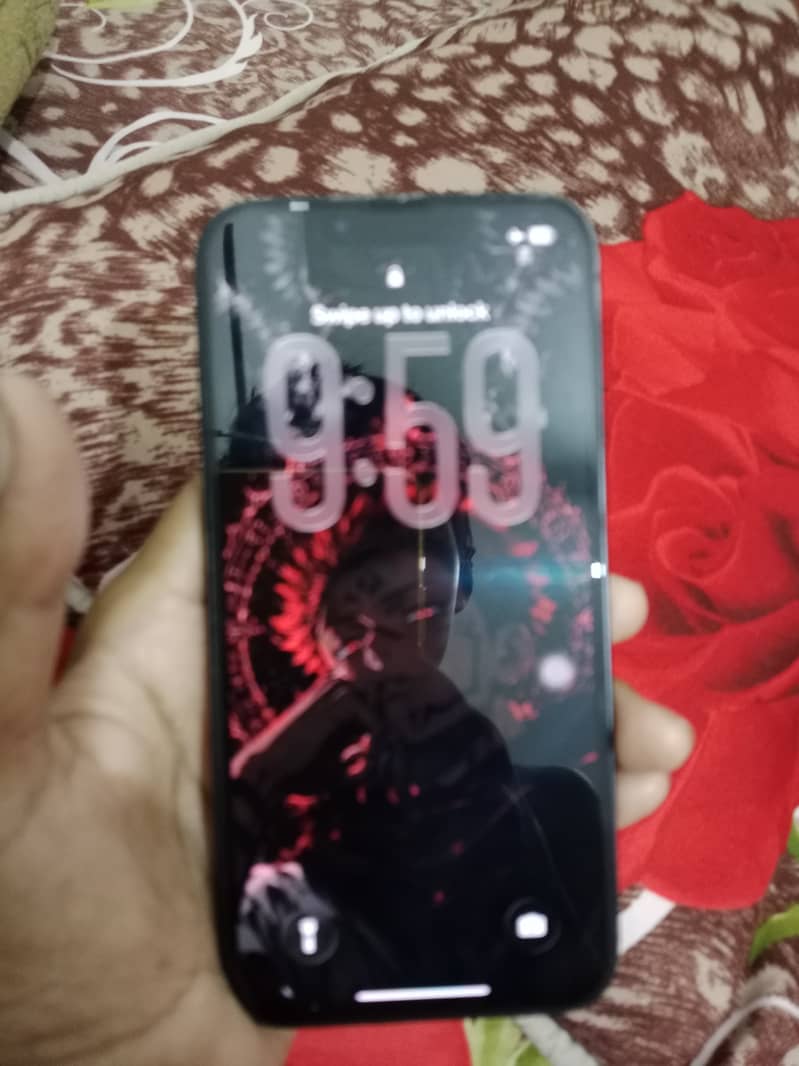 Apple iPhone 13 4