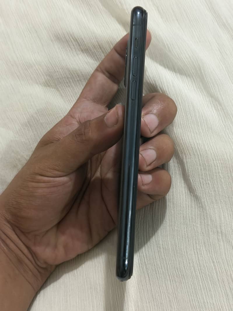 Apple iPhone 12 Pro 1