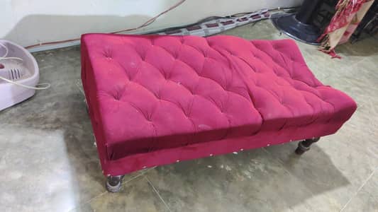 condition 10/8   2 seater + 1 seater urgent sale