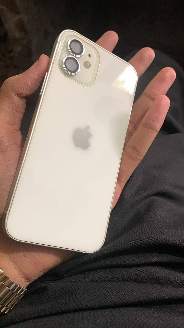 Apple iPhone 12 0