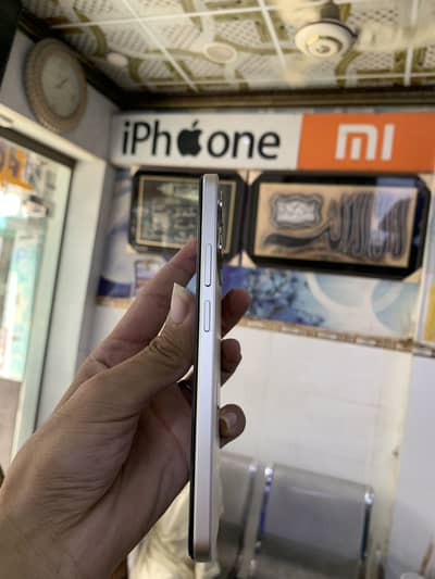 Realme Note 70