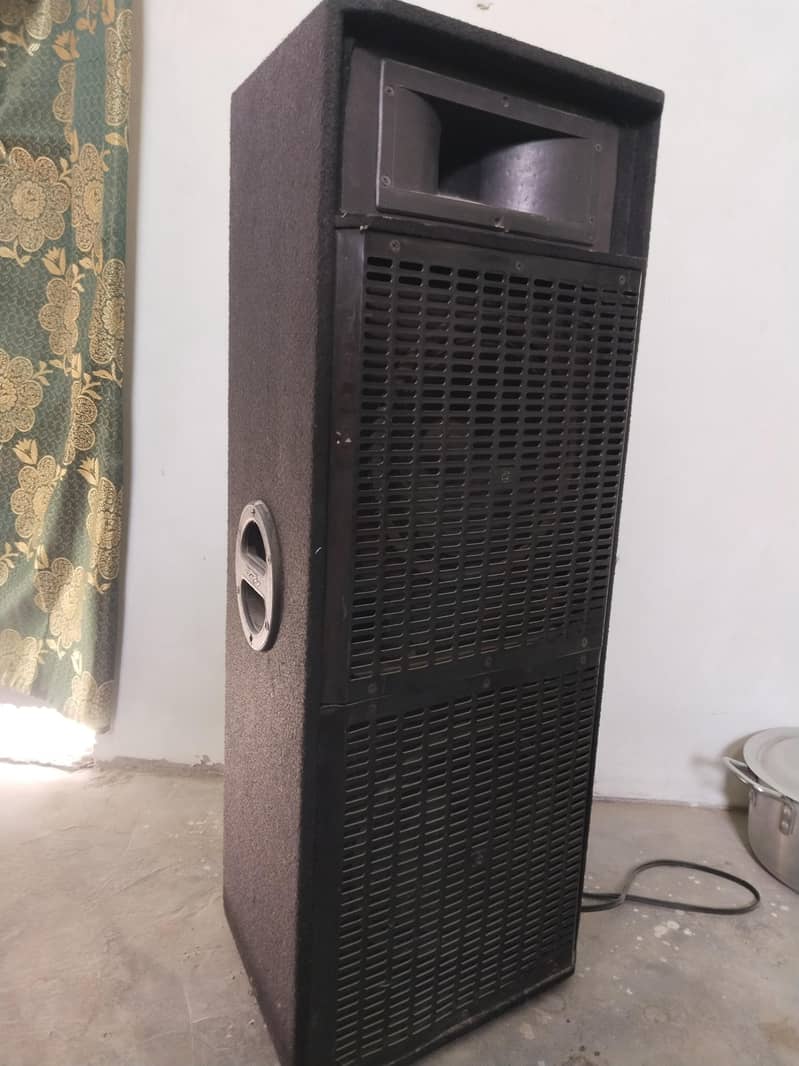 Bluetooth speaker 0