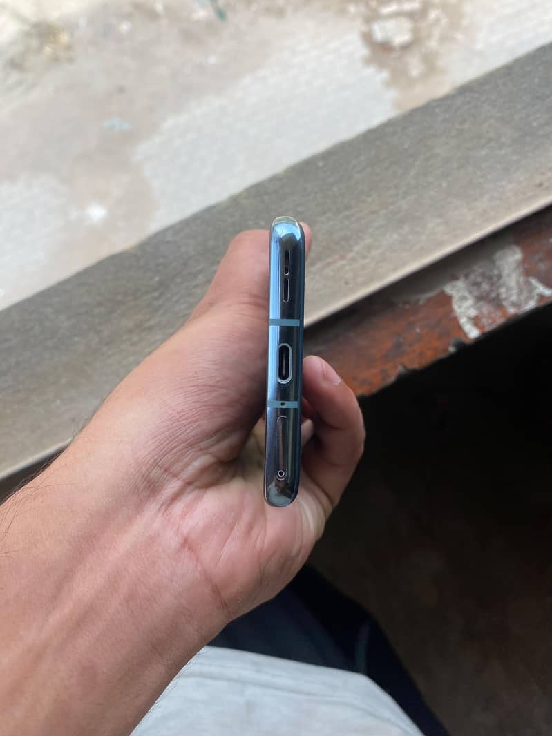 One Plus 9 Pro 4
