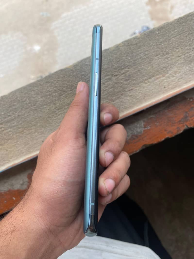 One Plus 9 Pro 5